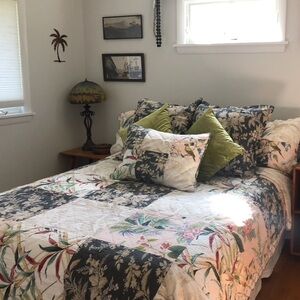 Pottery Barn Tropical Floral Quilt Set - Black, Green, White